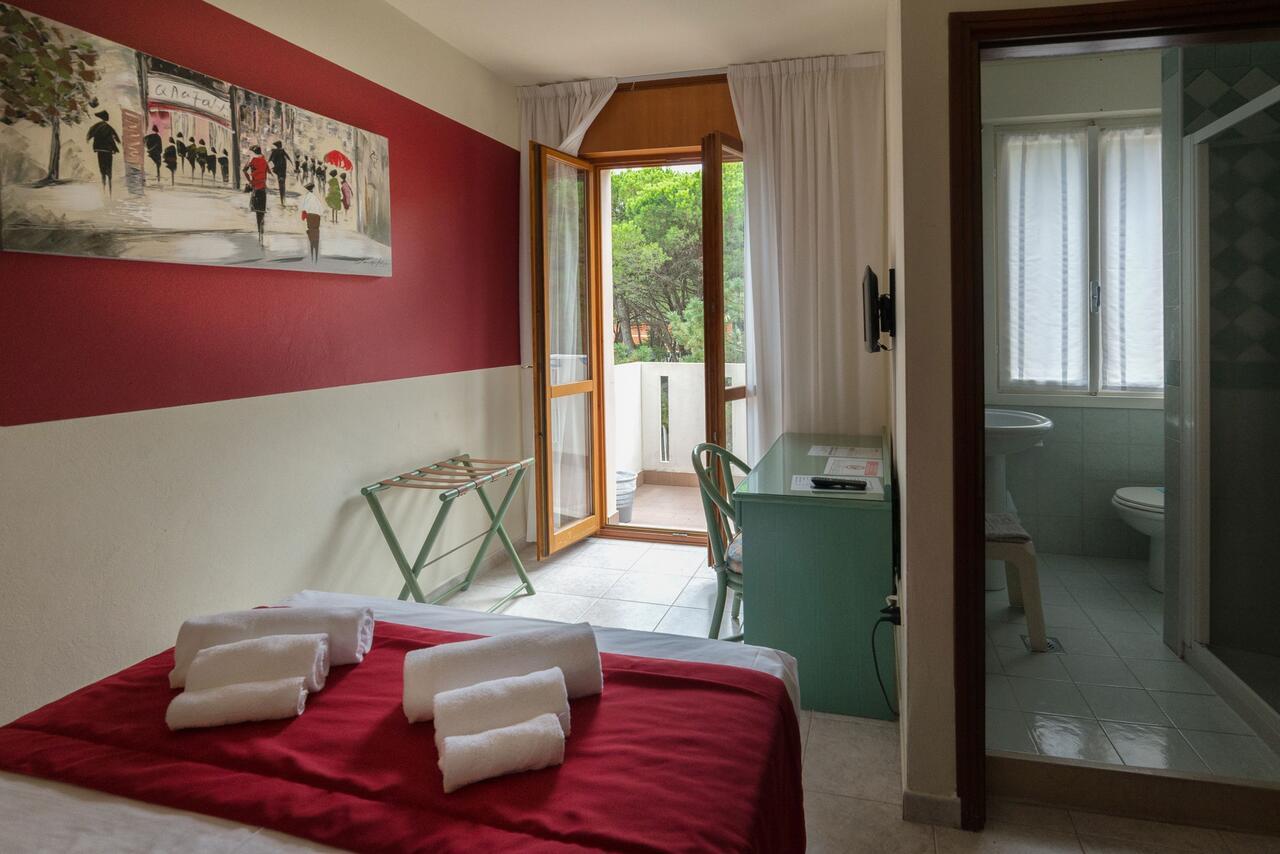 Hotel Airone (Adults Only) Bibione Bagian luar foto