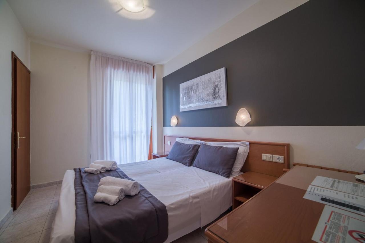 Hotel Airone (Adults Only) Bibione Bagian luar foto